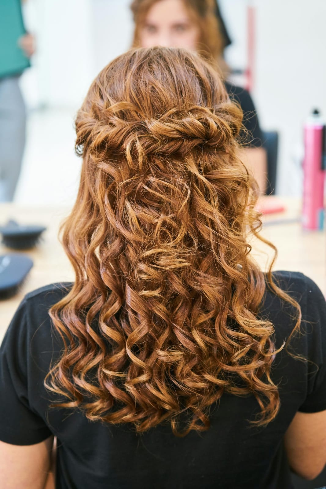 Auburn curls, half-up